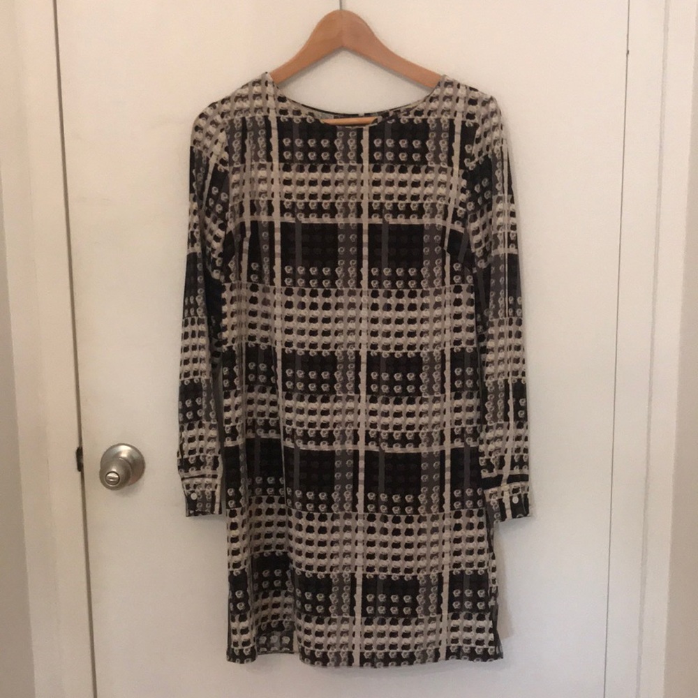 Abstract dress